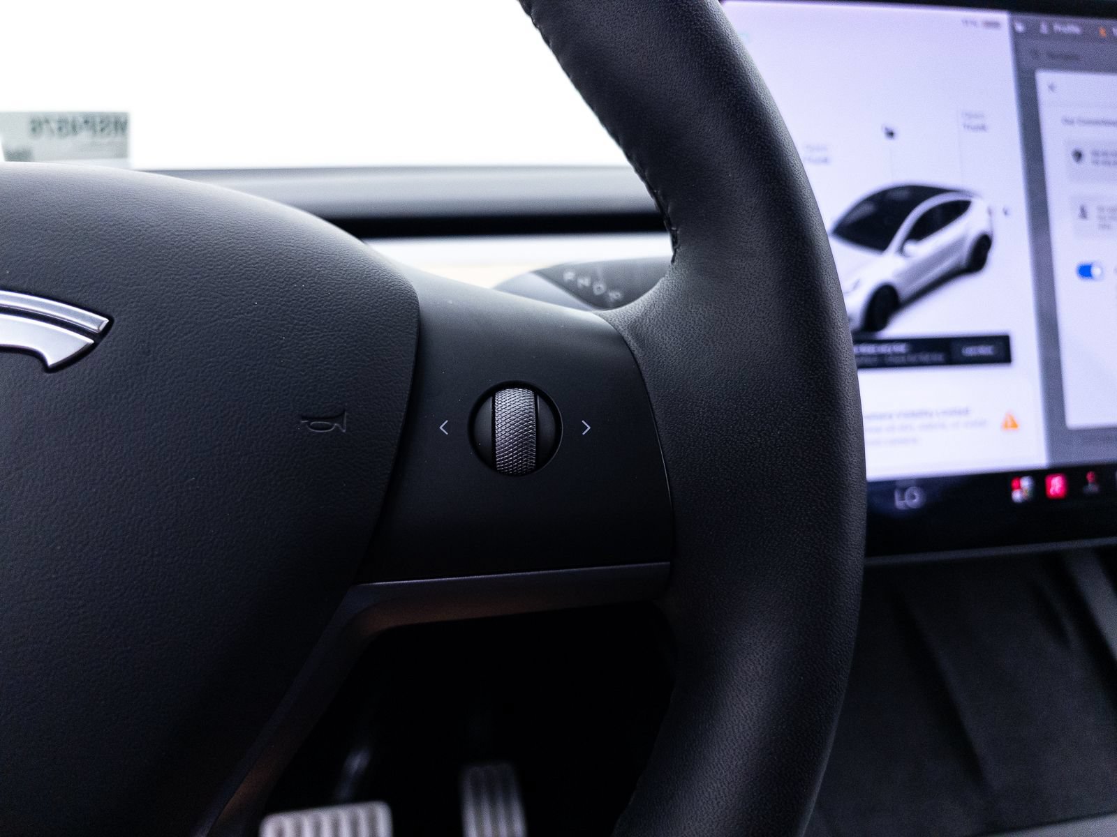 Used 2021 Tesla Model Y Performance AWD/4WD image 29