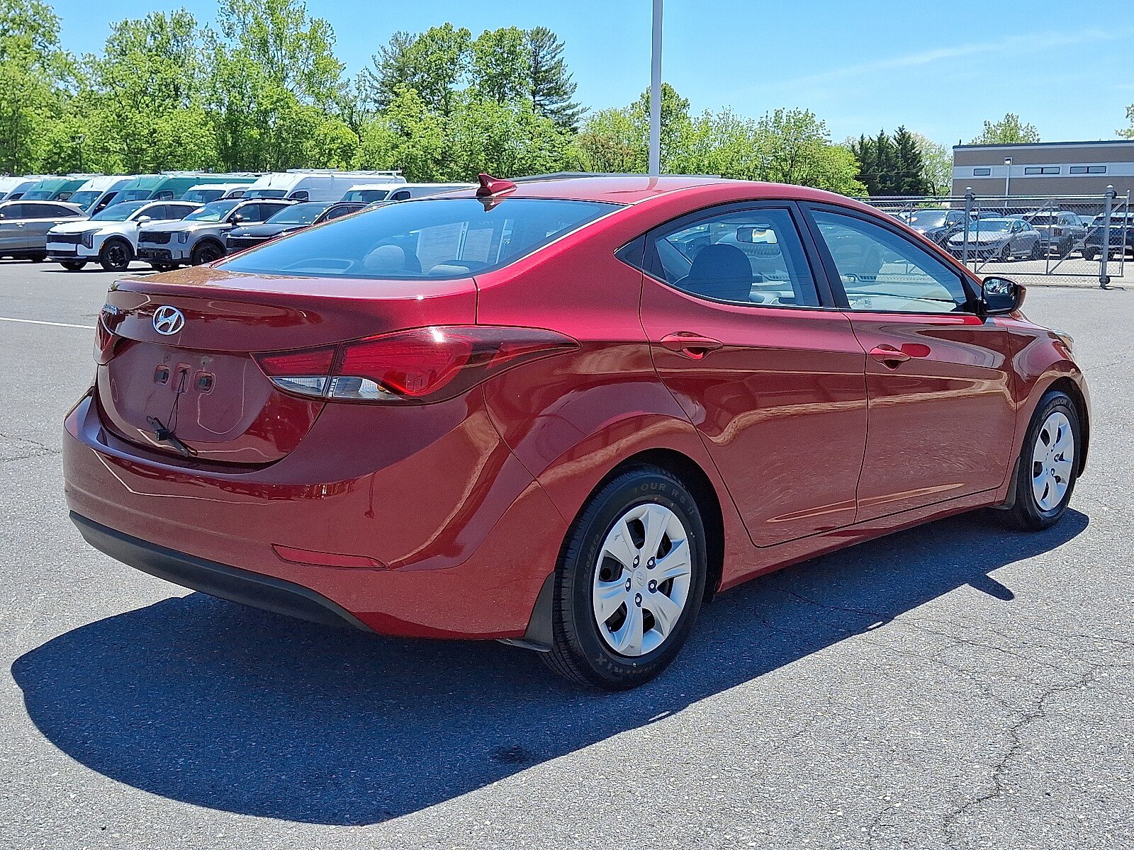Used 2016 Hyundai Elantra SE FWD image 6