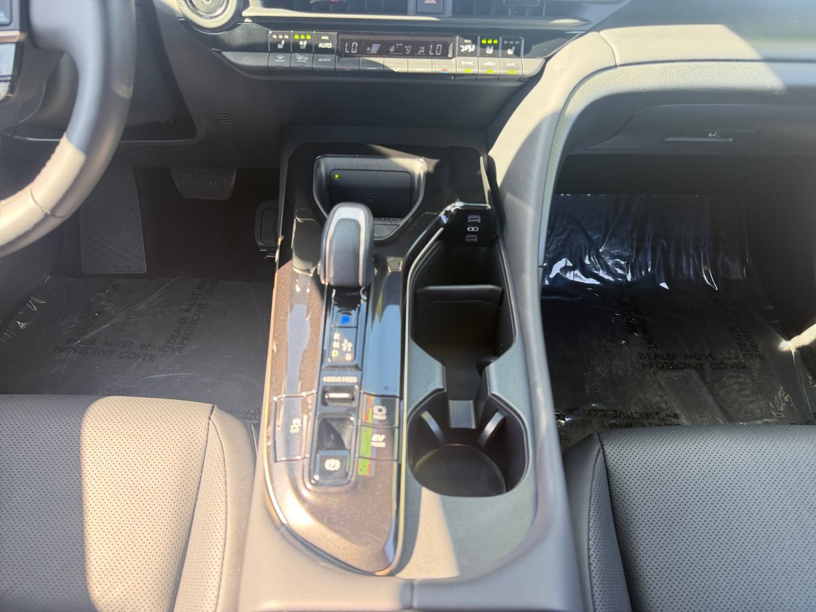 Certified 2026 Toyota Crown w/ Carpet Mat Package (TMS) AWD/4WD image 11