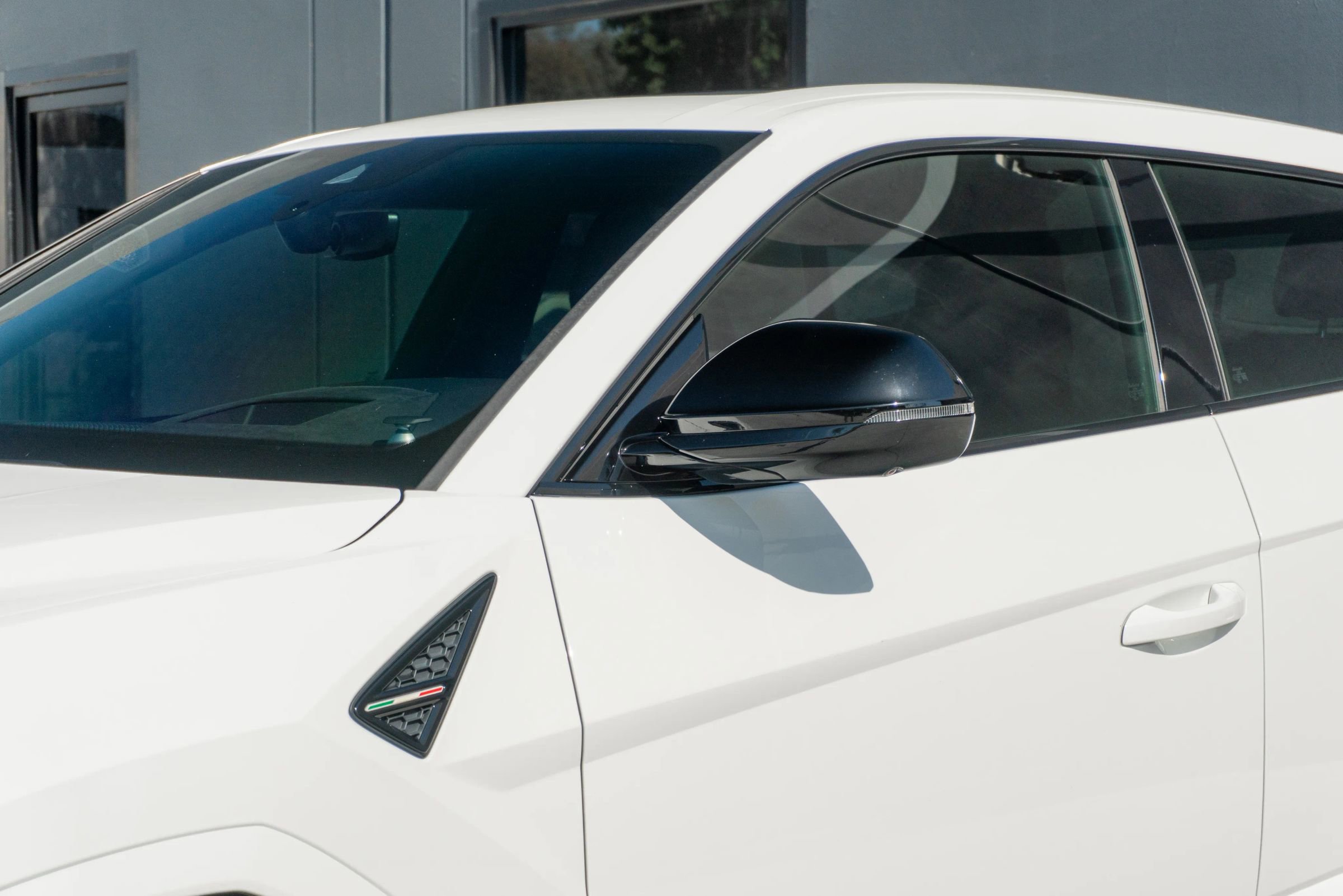 Used 2021 Lamborghini Urus image 28