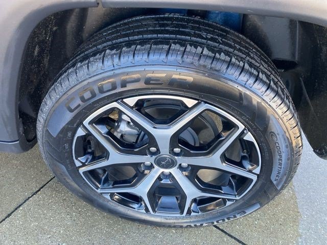 Certified 2025 Jeep Compass Limited AWD/4WD image 24