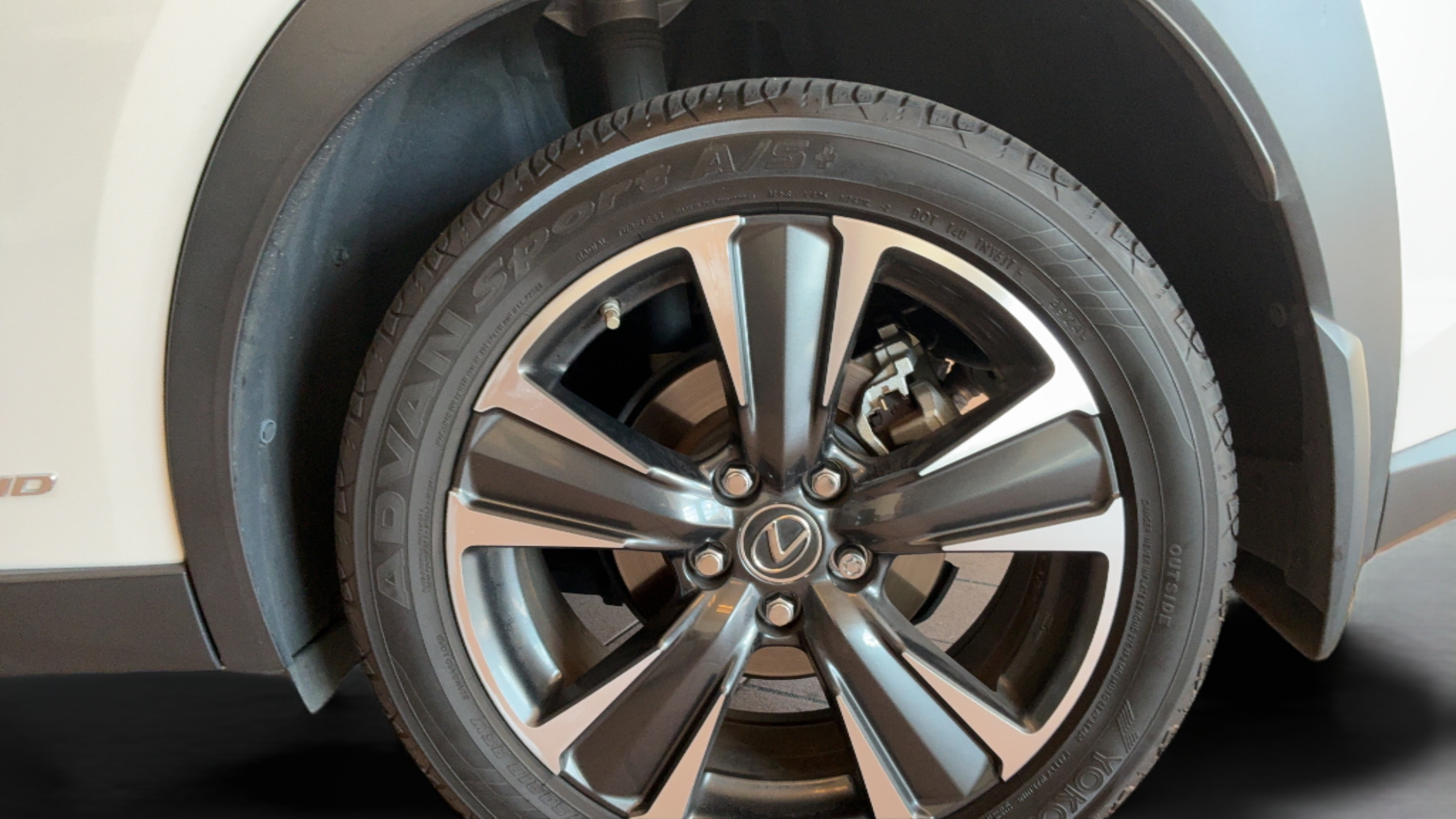 Used 2022 Lexus UX 250h w/ Accessory Package (Z2) AWD/4WD image 54