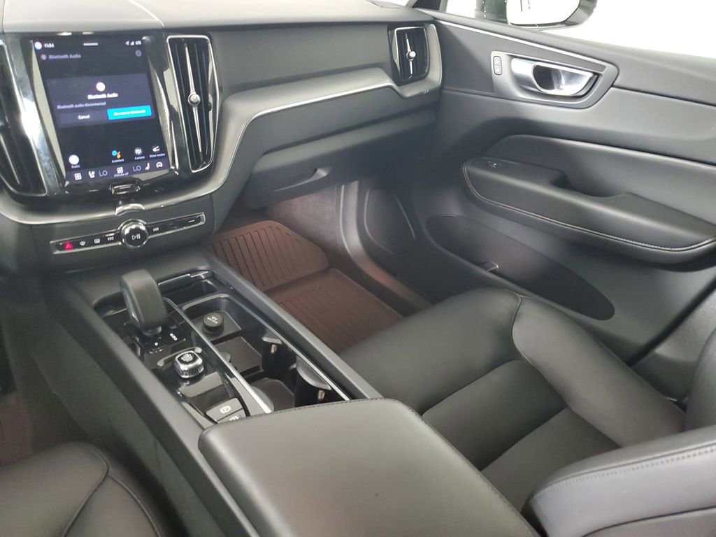 Used 2023 Volvo XC60 B5 Core w/ Climate Package image 19