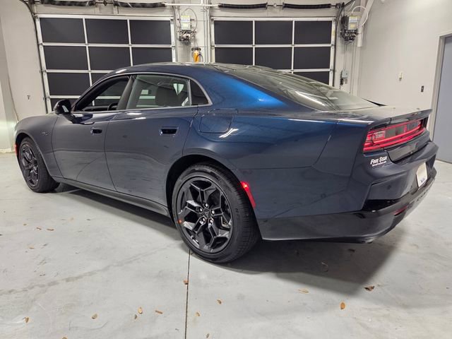 New 2026 Dodge Charger R/T AWD/4WD image 9