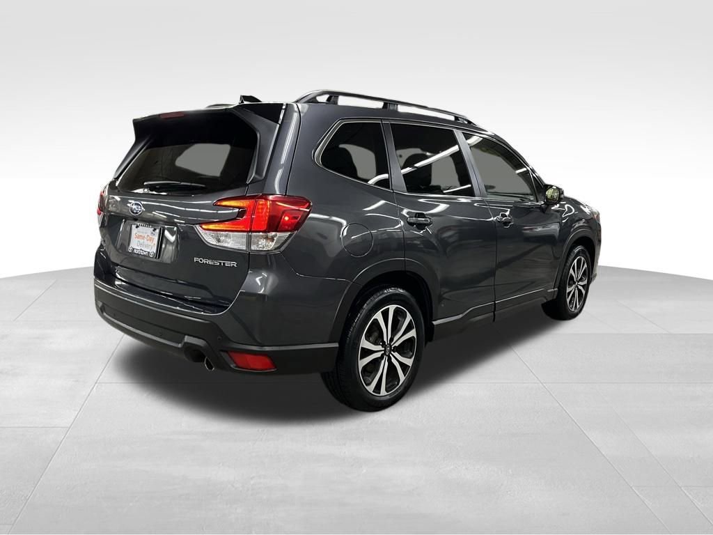 Certified 2024 Subaru Forester Limited image 22