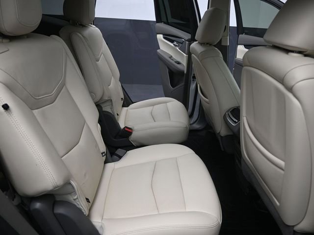 Used 2021 Cadillac XT6 Premium Luxury image 16