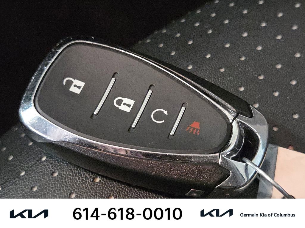 Used 2020 Chevrolet Sonic Premier FWD image 34