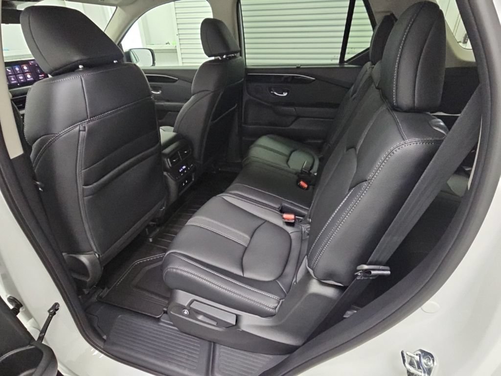 New 2026 Honda Pilot EX-L image 30