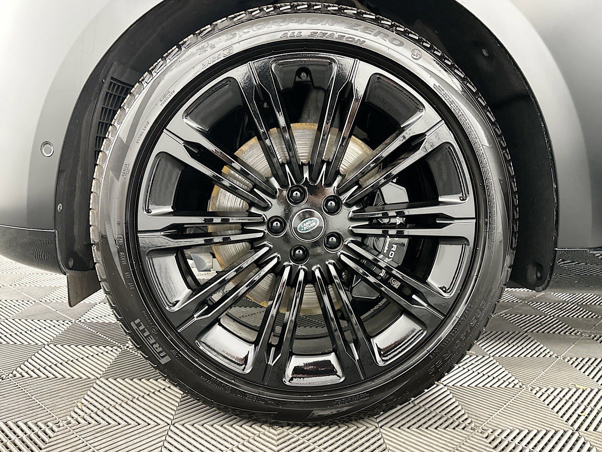 Used 2024 Land Rover Range Rover SE AWD/4WD image 35