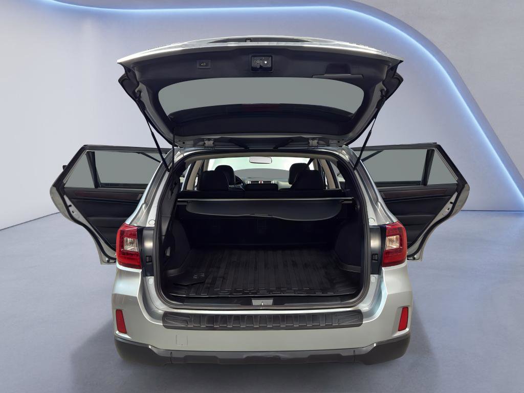 Used 2015 Subaru Outback 2.5i Limited image 11