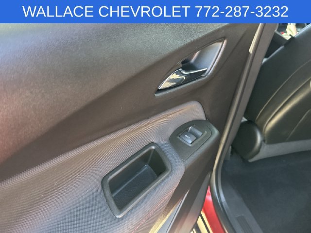 Used 2023 Chevrolet Equinox RS w/ RS Leather Package FWD image 13