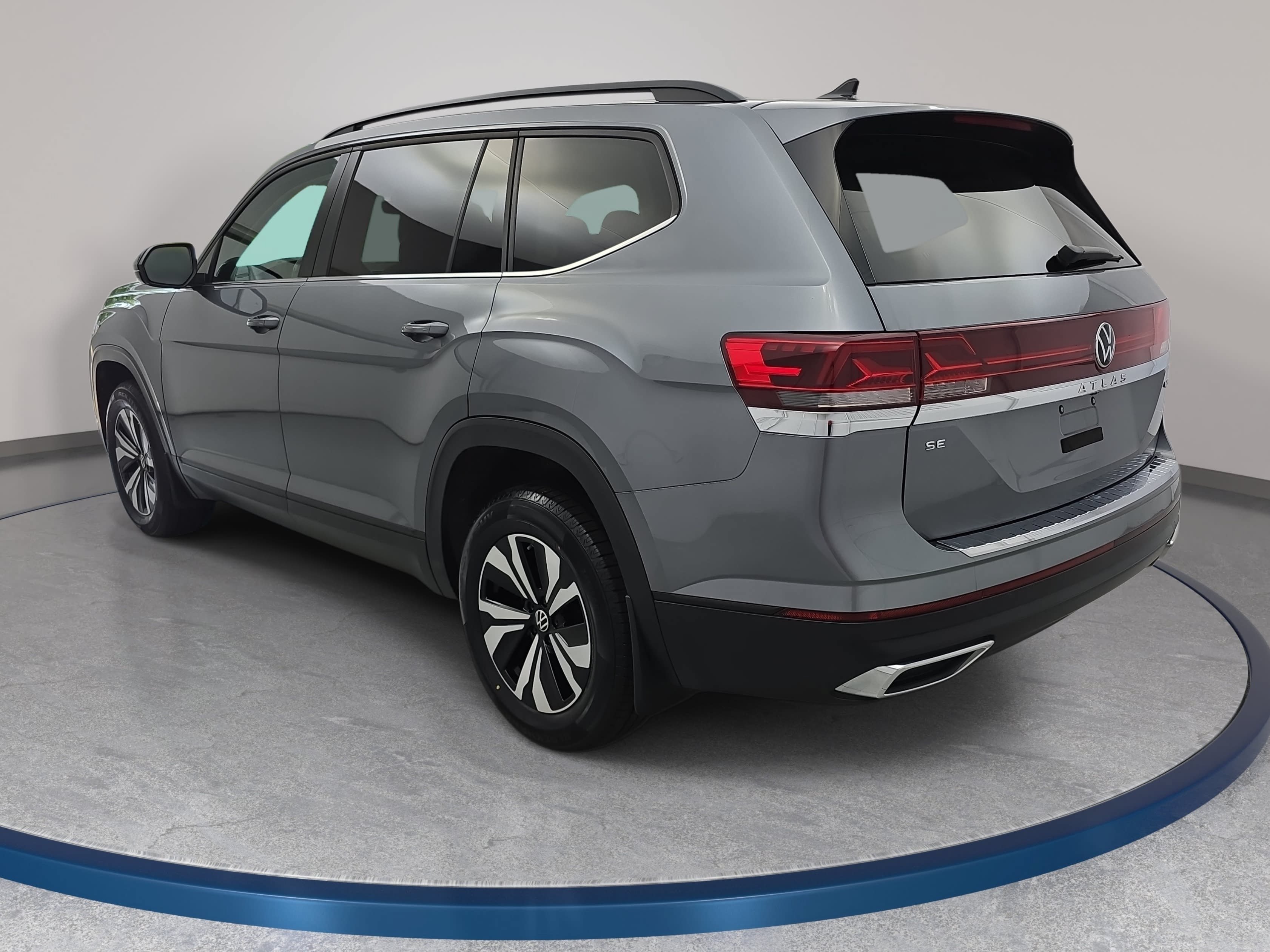 Used 2024 Volkswagen Atlas SE AWD/4WD image 7
