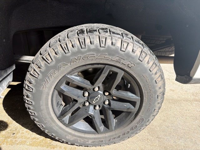 Used 2022 Chevrolet Silverado 1500 LT Trail Boss w/ LT Trail Boss Premium Package AWD/4WD image 15
