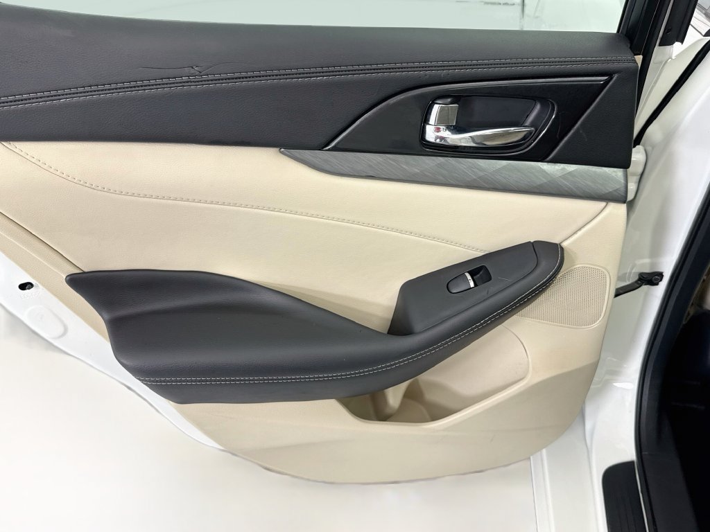 Used 2018 Nissan Maxima 3.5 SL FWD image 25