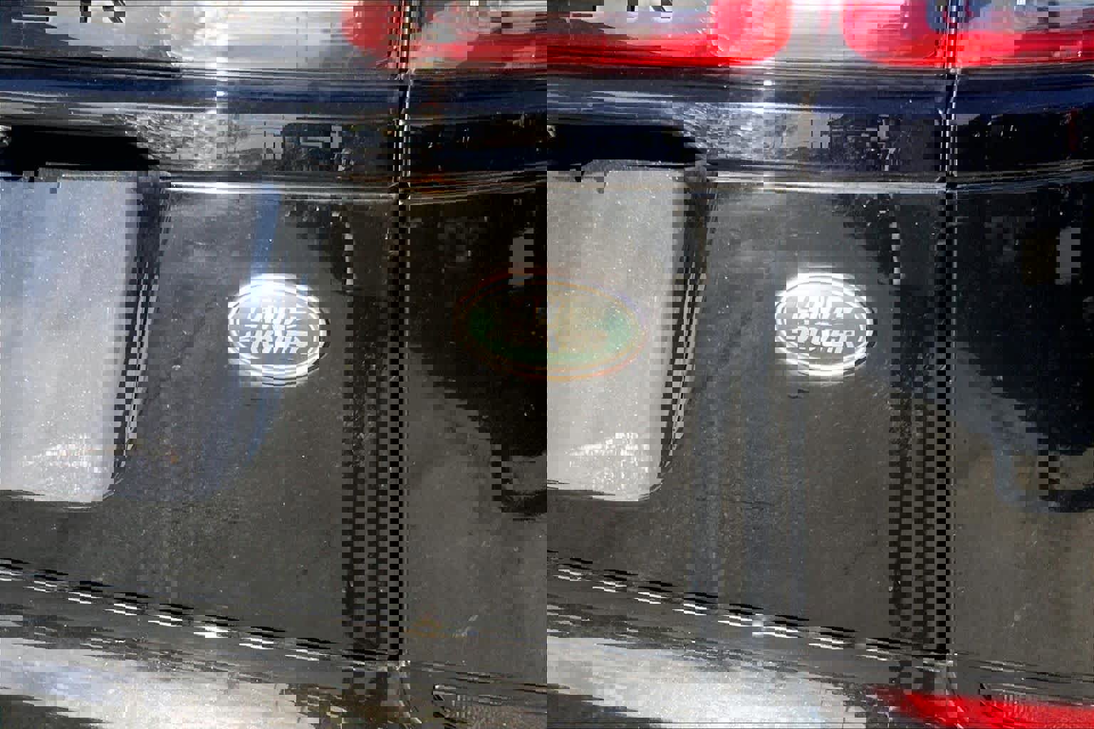 Used 2020 Land Rover Range Rover Velar R-Dynamic HSE image 27