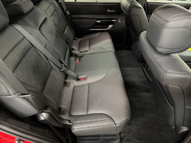 Used 2025 Toyota Sequoia Limited w/ Tow Technology Package AWD/4WD image 16