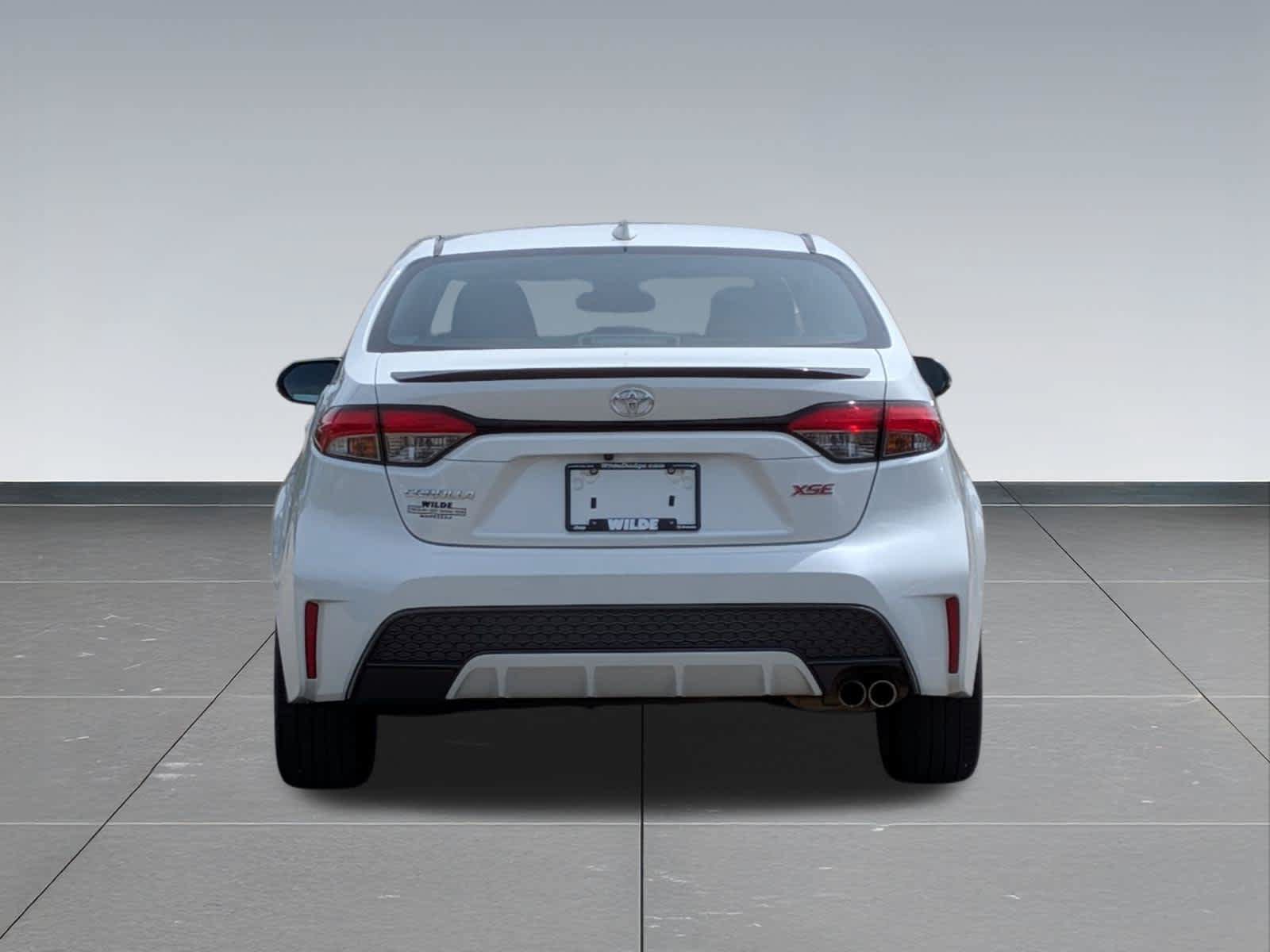 Used 2020 Toyota Corolla XSE FWD image 4