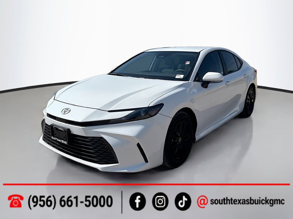 Used 2025 Toyota Camry LE w/ Convenience Package FWD image 3