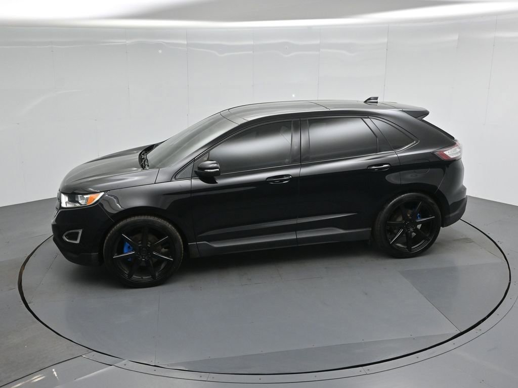 Used 2016 Ford Edge Titanium w/ Equipment Group 301A image 44