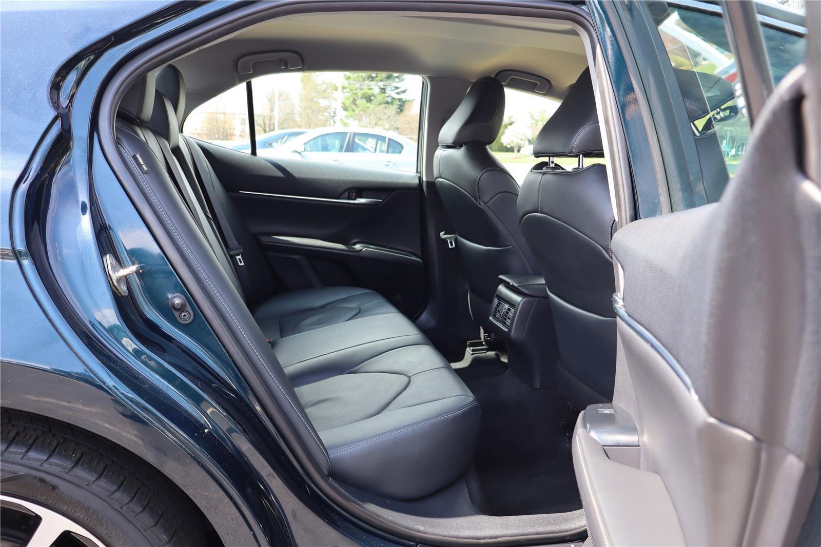 Used 2019 Toyota Camry XSE image 26