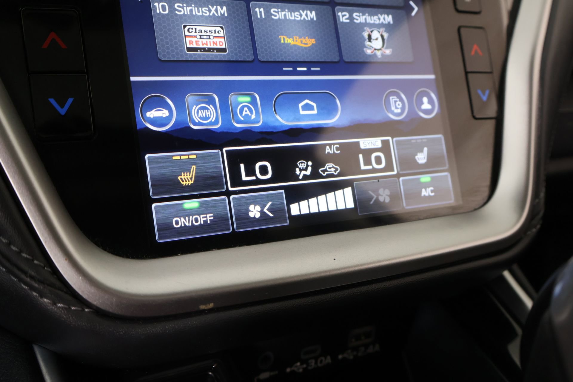 Used 2025 Subaru Outback Premium AWD/4WD image 7