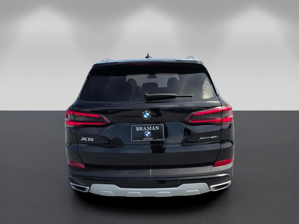 Certified 2023 BMW X5 xDrive40i w/ Premium Package AWD/4WD image 5