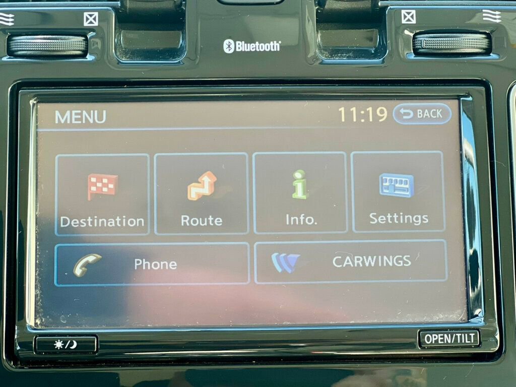 Used 2012 Nissan Leaf SL image 26