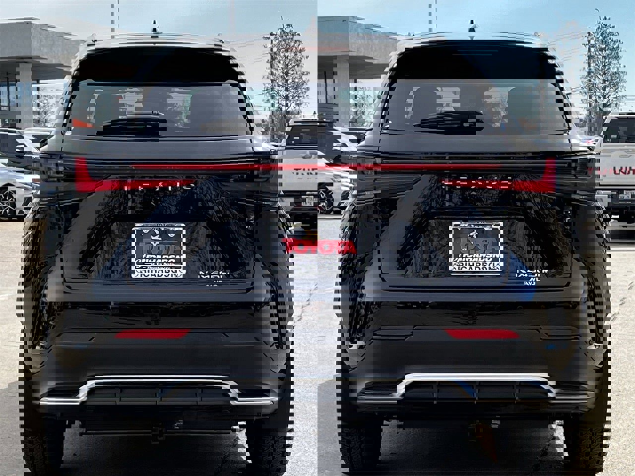 Used 2023 Lexus NX 450h+ F Sport image 5