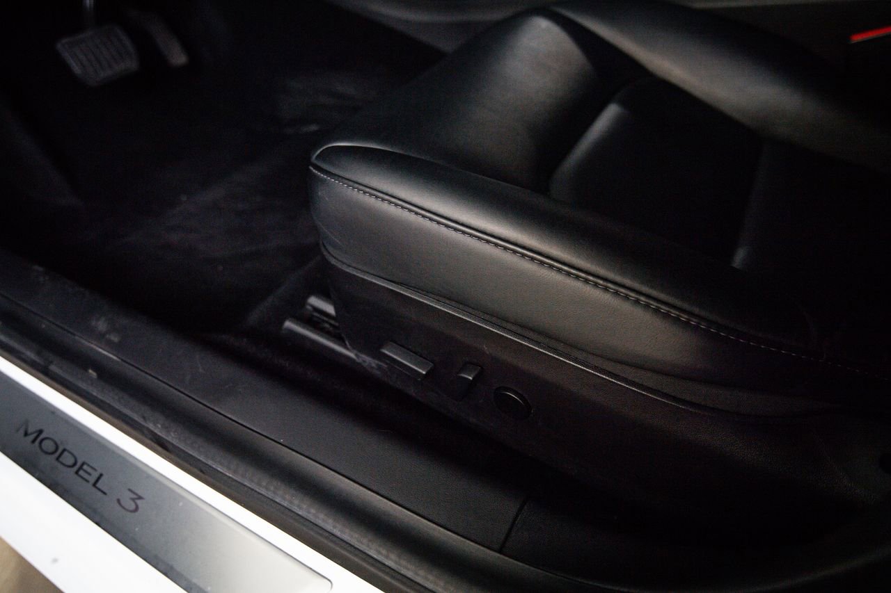 Used 2020 Tesla Model 3 Long Range image 14