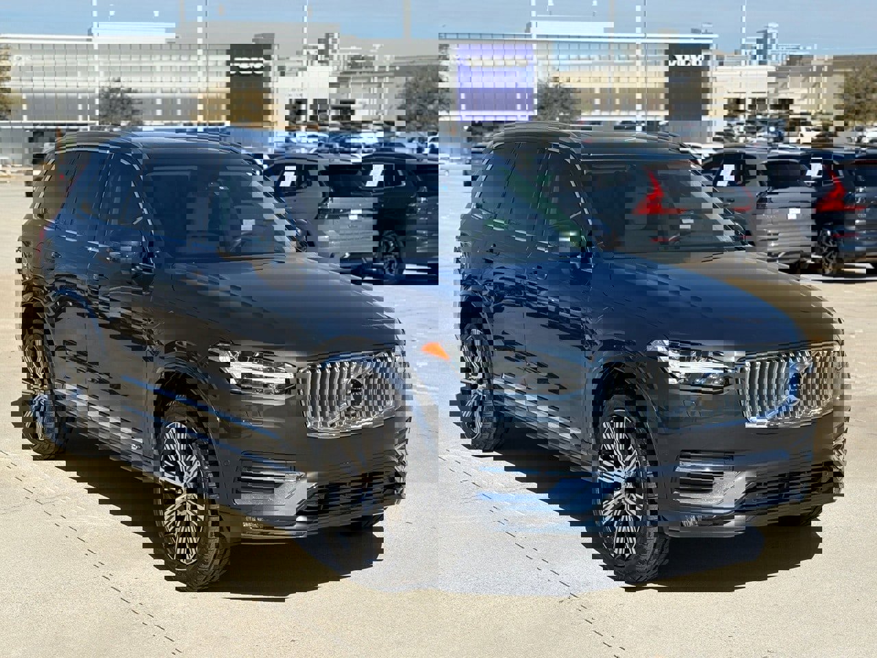 Certified 2024 Volvo XC90 B6 Plus w/ Protection Package Premier image 5