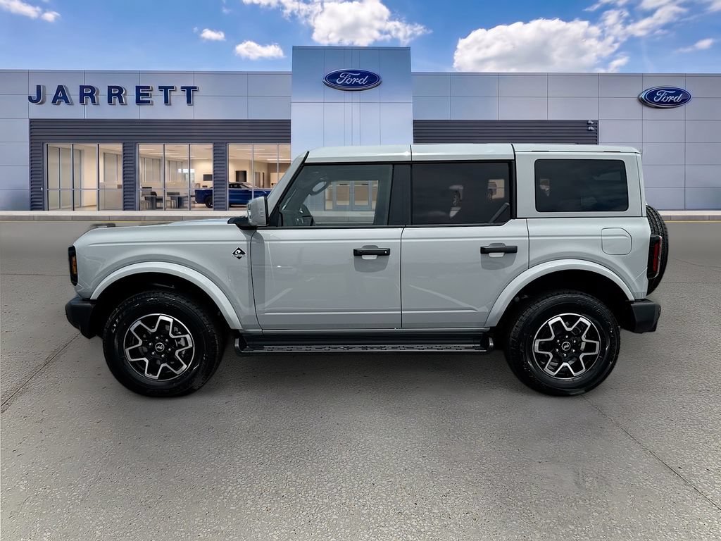 New 2026 Ford Bronco Outer Banks AWD/4WD image 4