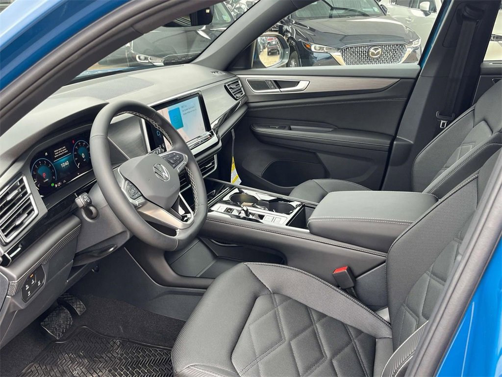 New 2025 Volkswagen Atlas Cross Sport SE image 7