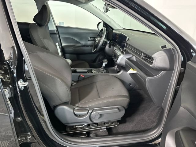 Used 2024 Hyundai Kona SEL image 29