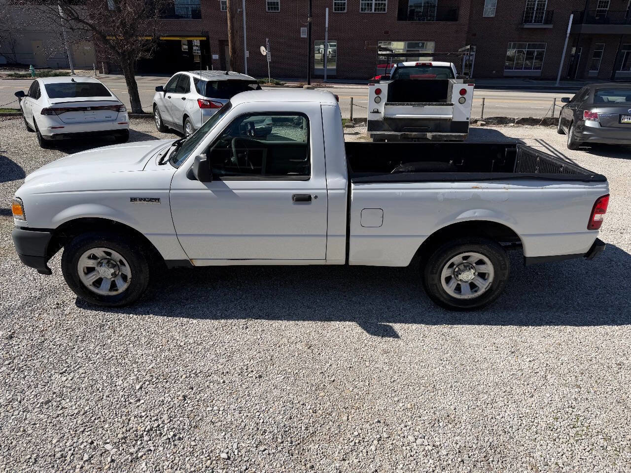 Used 2011 Ford Ranger XL image 2
