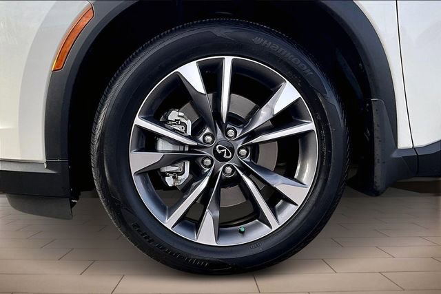 Used 2024 INFINITI QX60 Luxe w/ Cargo Package image 9