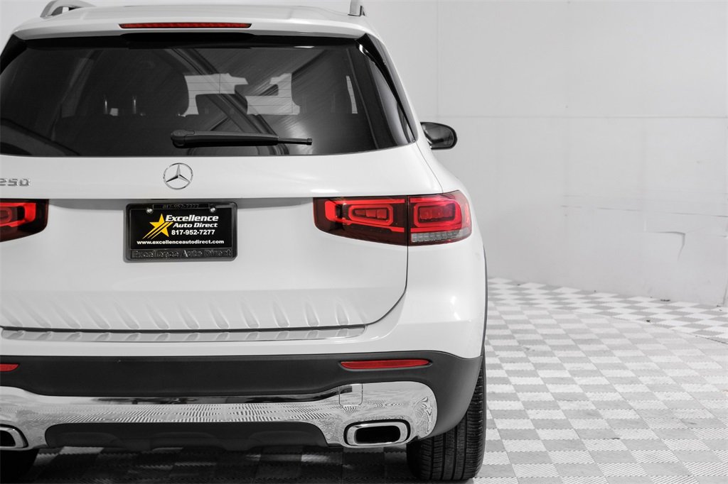 Used 2020 Mercedes-Benz GLB 250 w/ Premium Package image 51