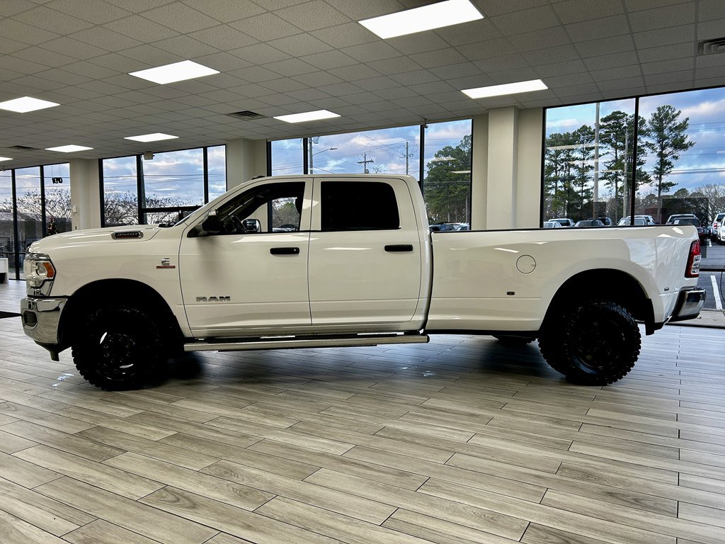 Used 2020 RAM 3500 Tradesman w/ Chrome Appearance Group image 4