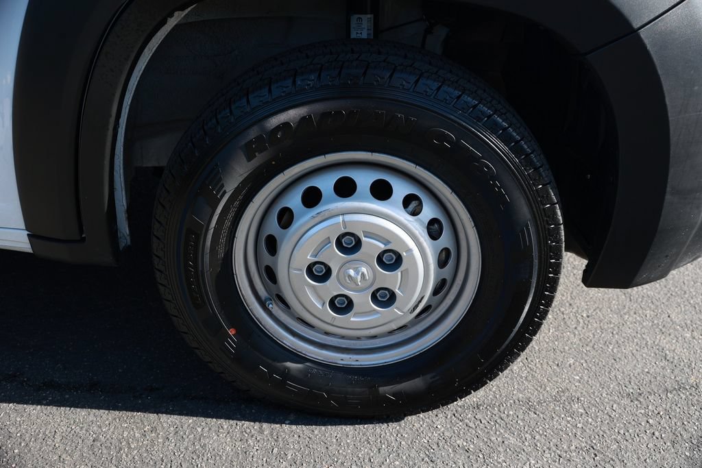 Used 2026 RAM ProMaster 2500 w/ Convenience Group FWD image 8