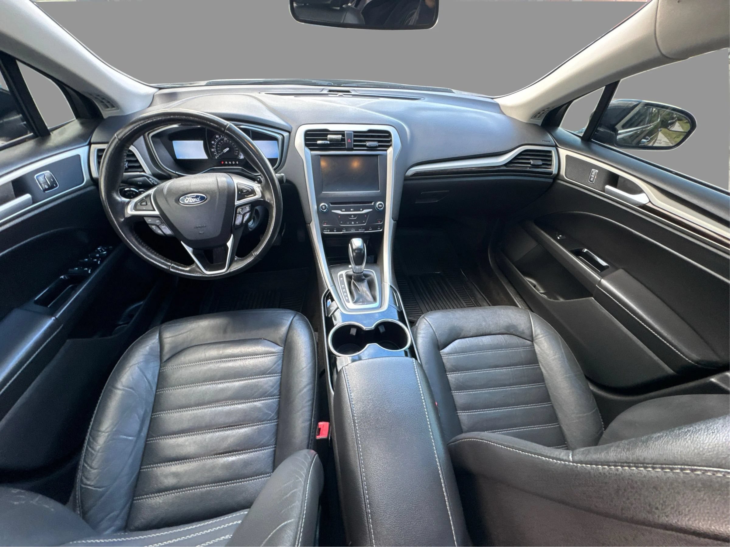Used 2015 Ford Fusion SE w/ Equipment Group 202A AWD/4WD image 28