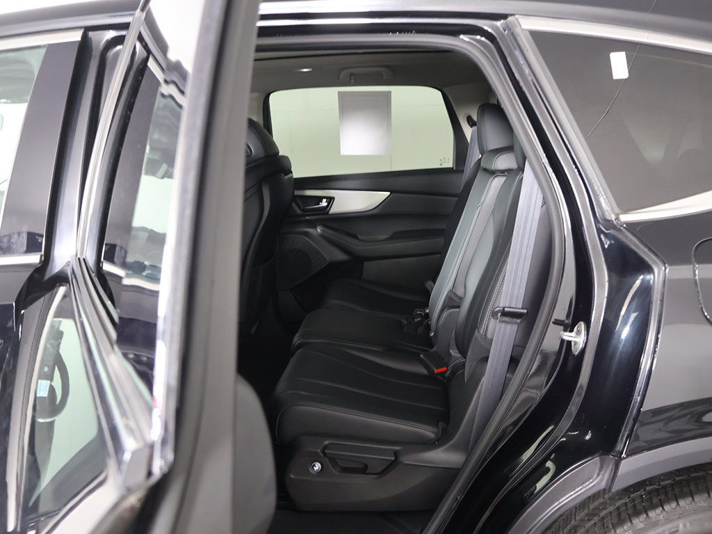 Used 2023 Acura MDX SH-AWD image 29