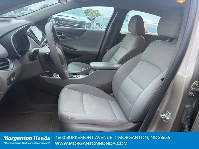 Used 2025 Chevrolet Malibu LT FWD image 12