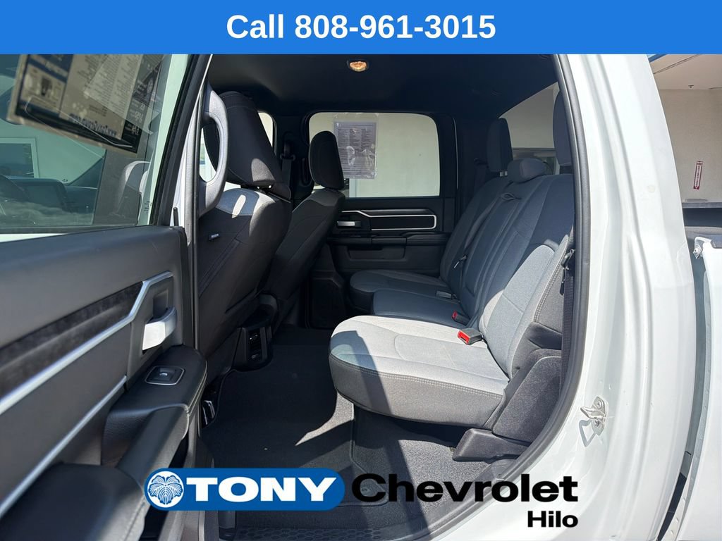 Used 2024 RAM 2500 Big Horn AWD/4WD image 33