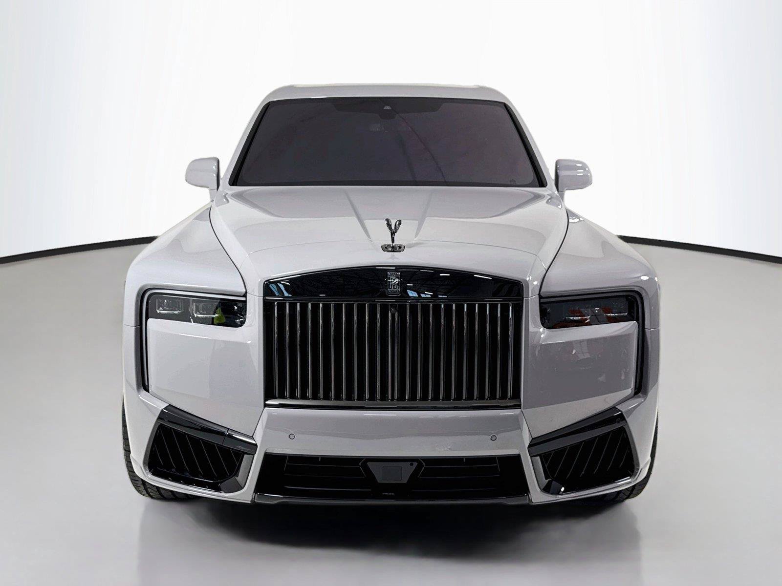 Used 2025 Rolls-Royce Cullinan Black Badge AWD/4WD image 11