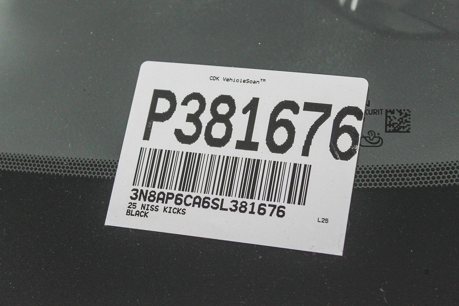 Certified 2025 Nissan Kicks SV image 28