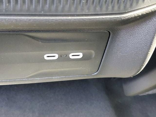 New 2026 Jeep Cherokee Limited AWD/4WD image 12