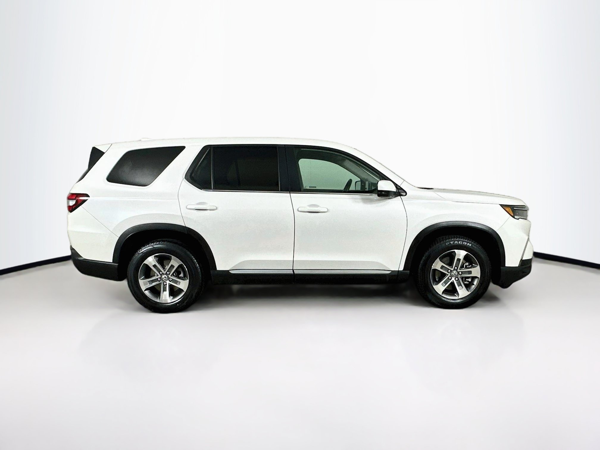 Used 2023 Honda Pilot EX-L image 10
