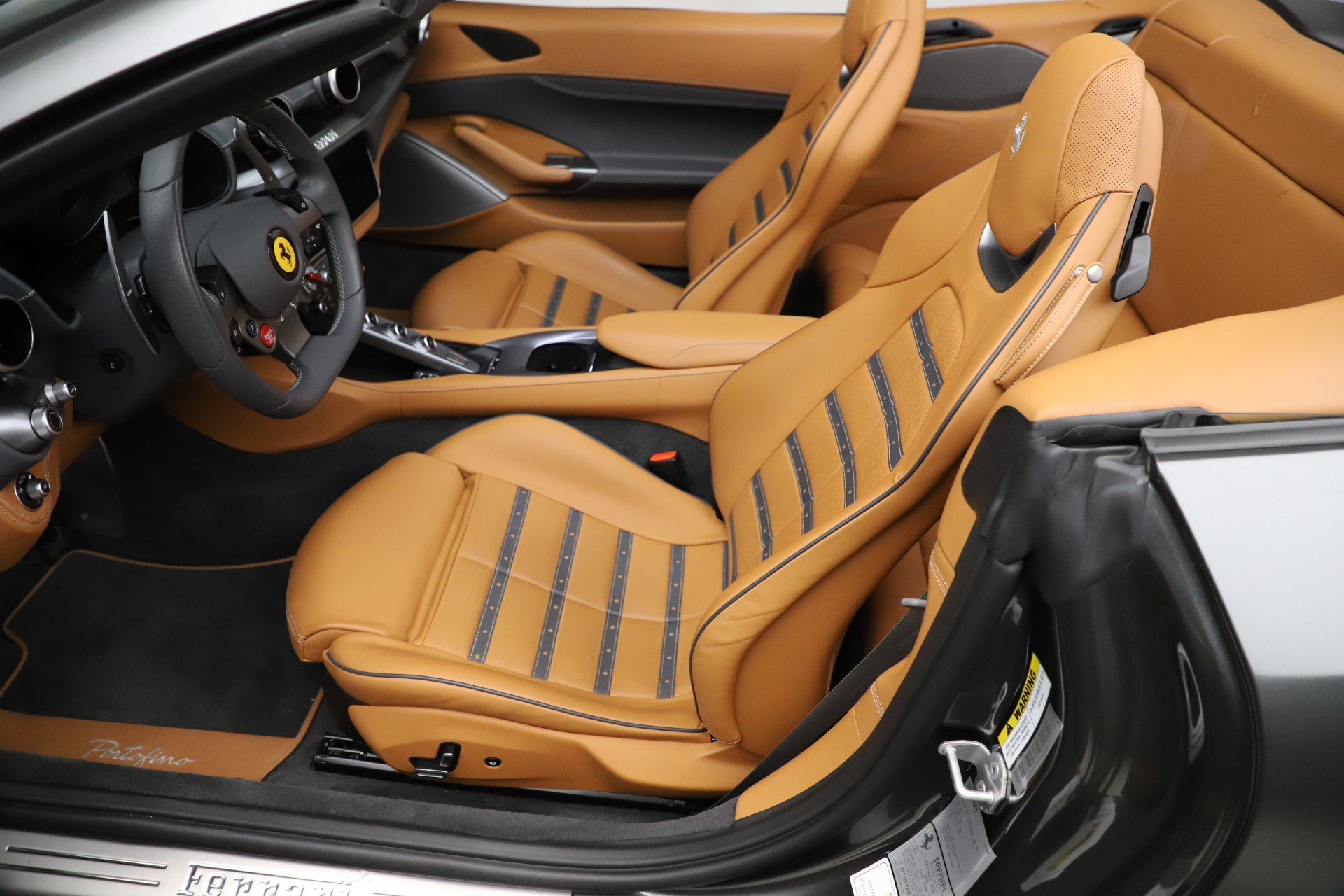 Certified 2020 Ferrari Portofino RWD image 20