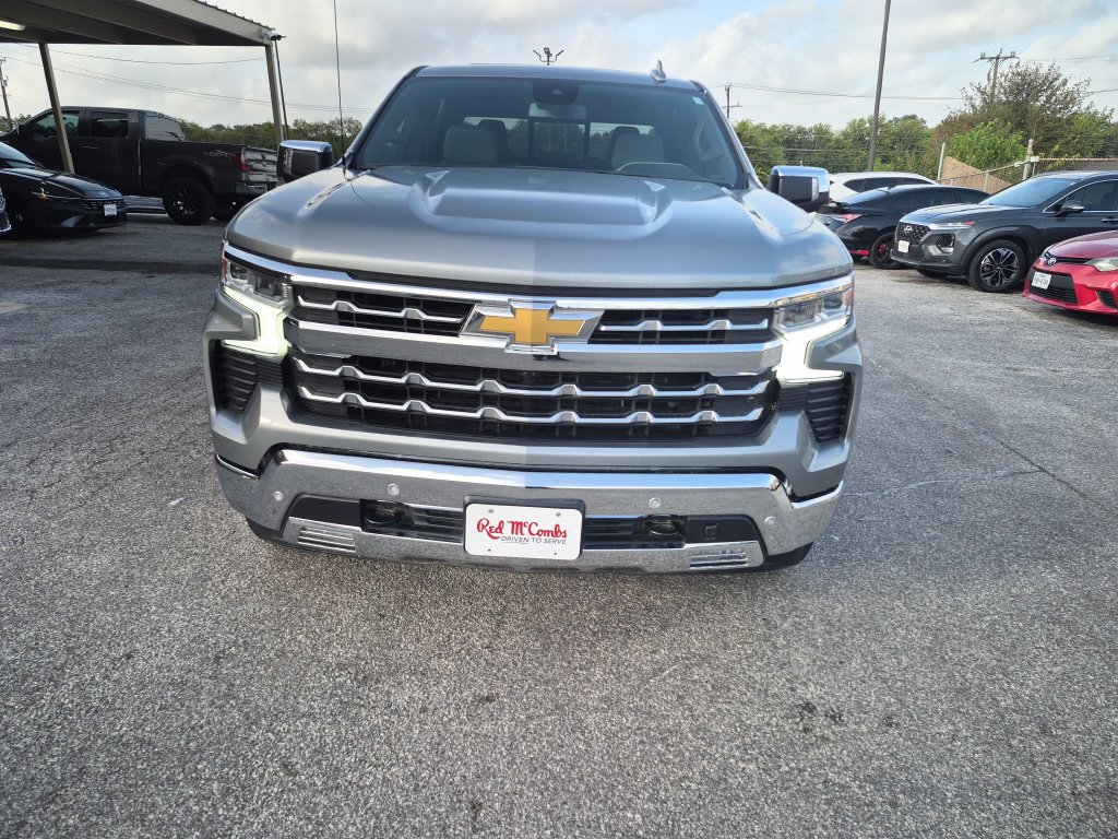 Used 2024 Chevrolet Silverado 1500 LTZ w/ LTZ Premium Package AWD/4WD image 3