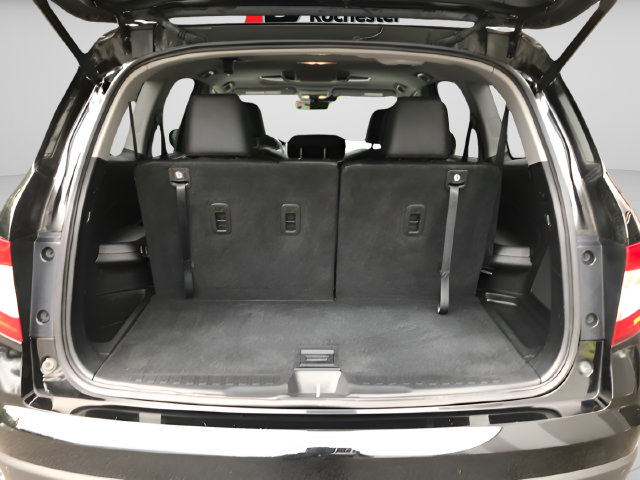 Used 2022 Honda Pilot Touring image 9