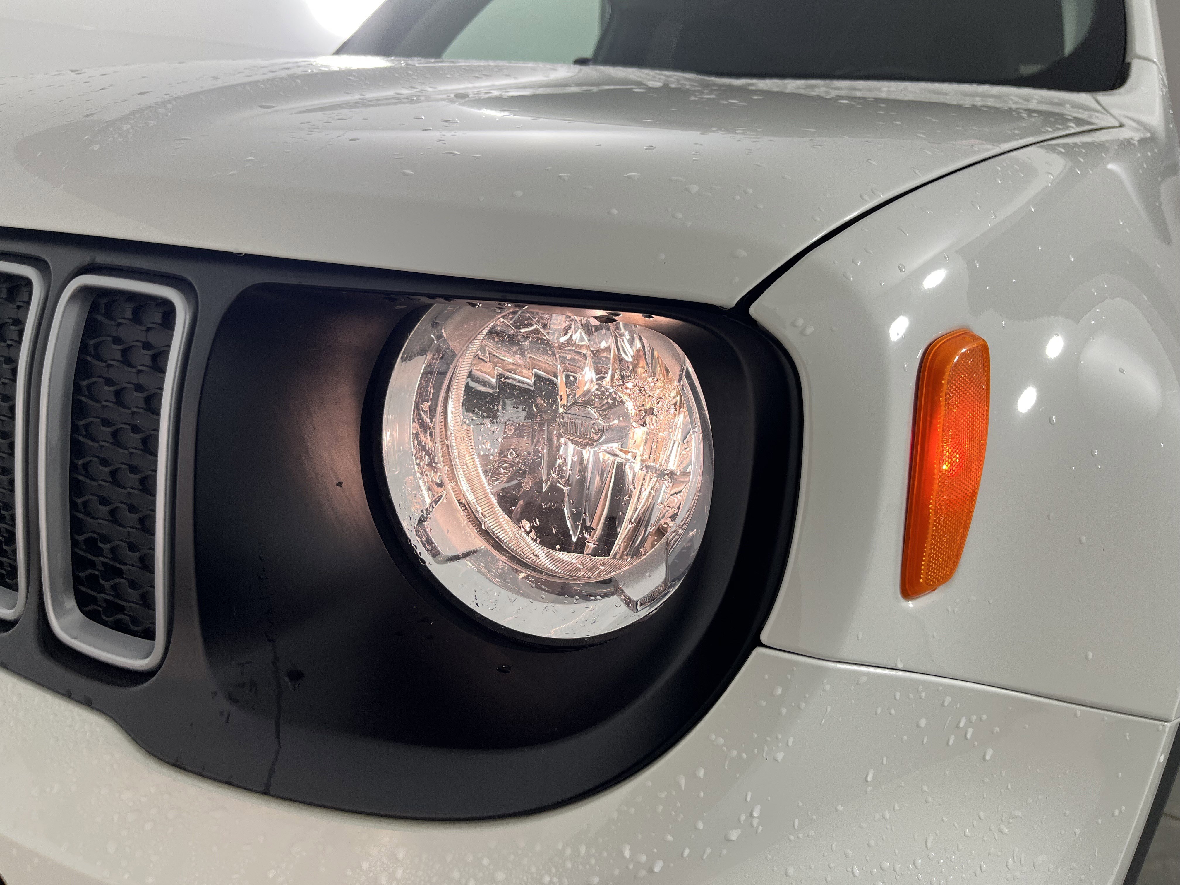 Used 2023 Jeep Renegade Latitude w/ Premium Group AWD/4WD image 25